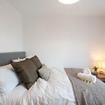 Luxury Penthouse - Prestigious City Views Leeds (West Yorkshire)