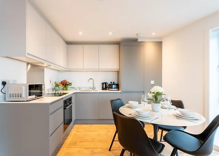 Luxury Penthouse - Prestigious Location Апартаменти Лідс