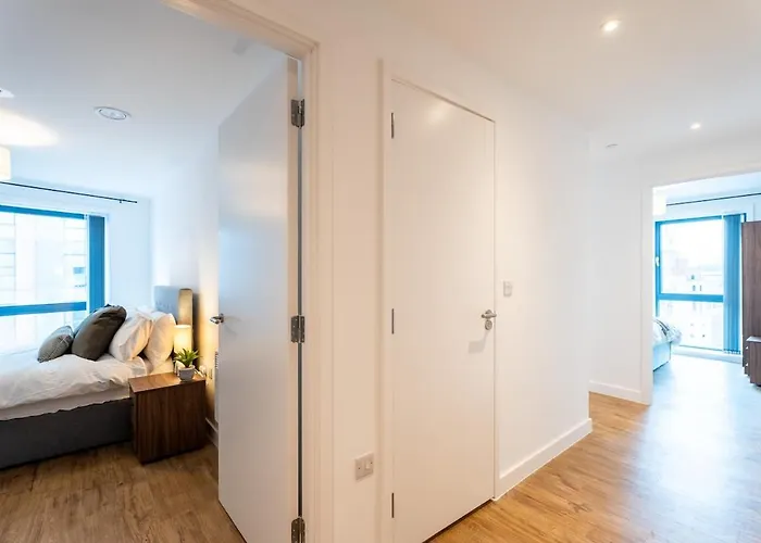 Luxury Penthouse - Prestigious Location Апартаменти Лідс