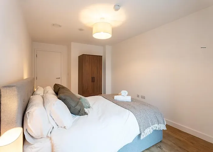 דירה Luxury Penthouse - Prestigious Location *